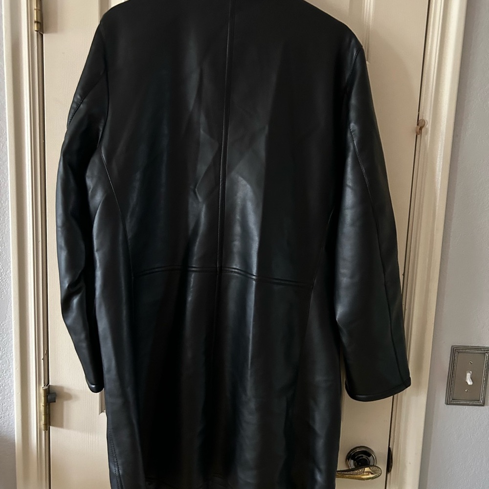 Leather jacket - Picture 5 of 5